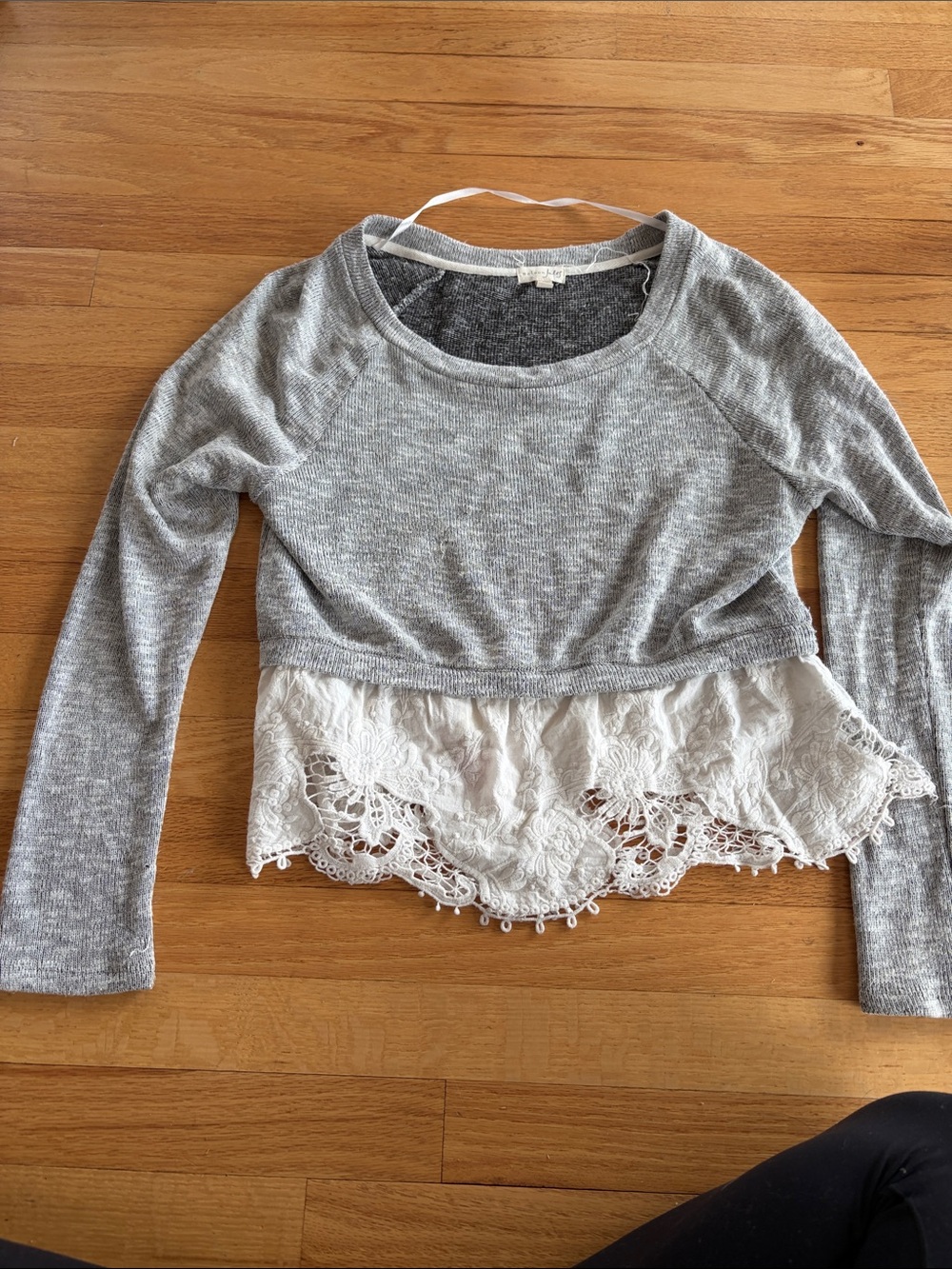 Maison Jules Gray Knit Sweatshirt with White Lace Hem